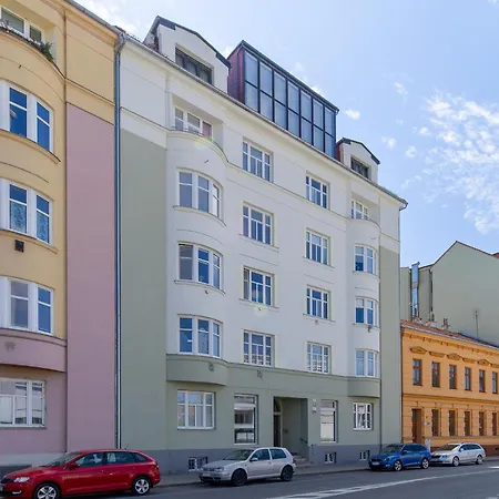 Romantic Fireplace דירה *